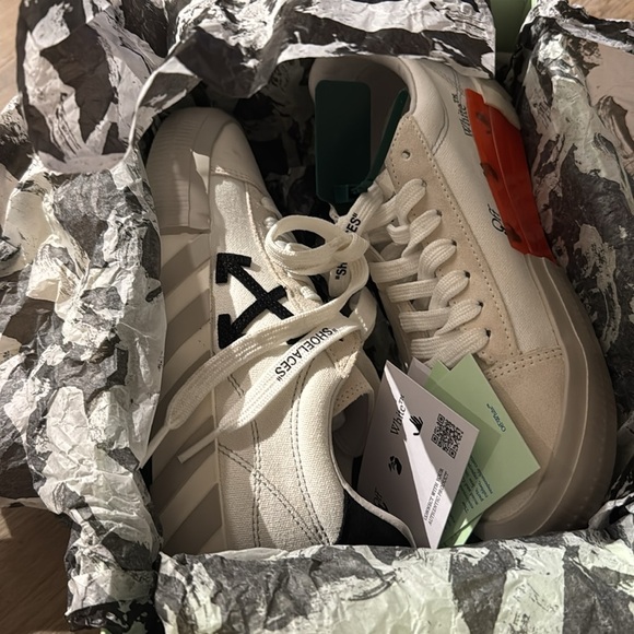 Off-White White c/o Virgil Abloh suede and canvas - Picture 8 of 10